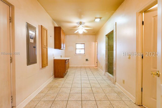 700 Oakwood Dr, Hardeeville, SC 29927