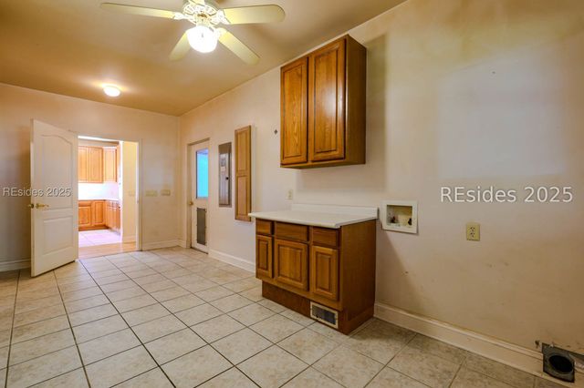 700 Oakwood Dr, Hardeeville, SC 29927