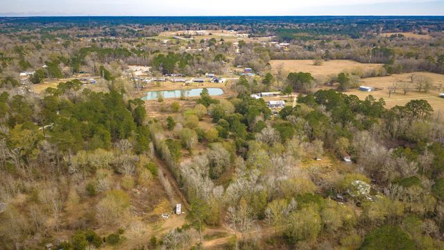 276 Hoot Owl Hollow Road, Goodrich, TX 77335