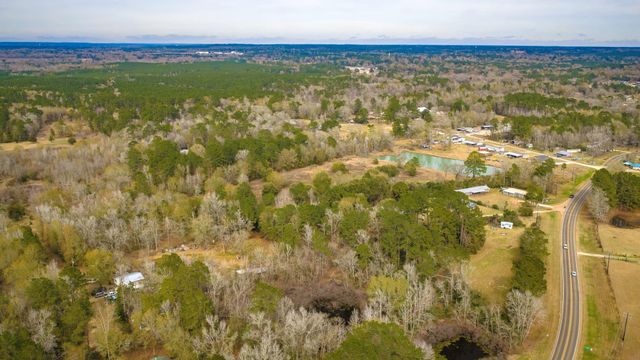 276 Hoot Owl Hollow Road, Goodrich, TX 77335