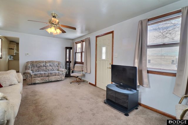 1749 Old 8 Highway, Fremont, NE 68025