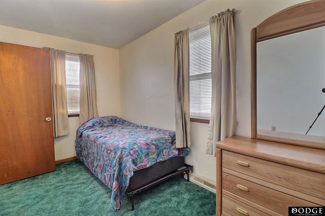 1749 Old 8 Highway, Fremont, NE 68025