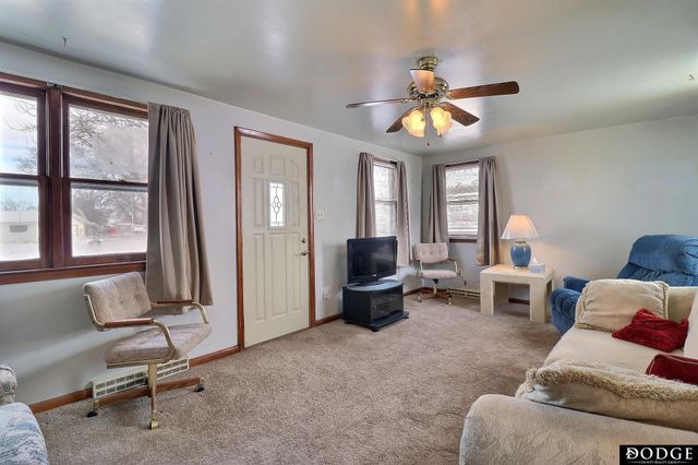 1749 Old 8 Highway, Fremont, NE 68025