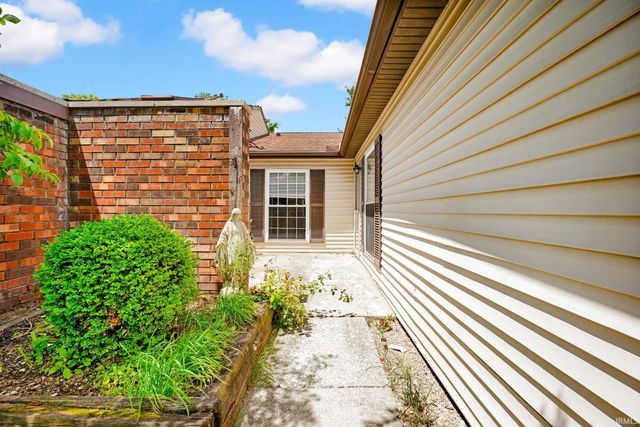 1016 E Commons Drive, Bloomington, IN 47401
