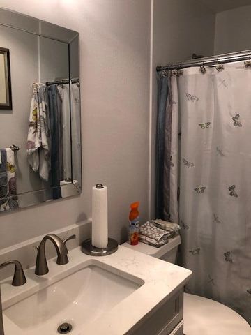 2600 SE Ocean Boulevard Q8, Stuart, FL 34996