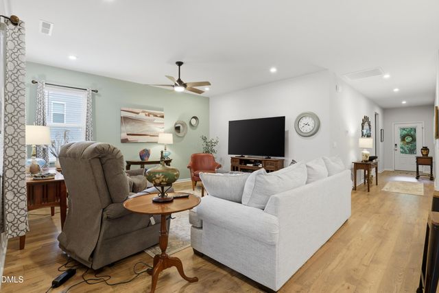 103 Sunlight Cove, Louisburg, NC 27549