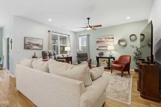 103 Sunlight Cove, Louisburg, NC 27549