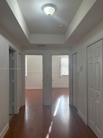 8525 SW 165th Pl 8525, Miami, FL 33193