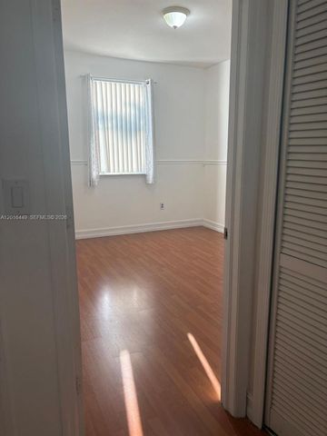 8525 SW 165th Pl 8525, Miami, FL 33193