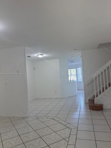 8525 SW 165th Pl 8525, Miami, FL 33193