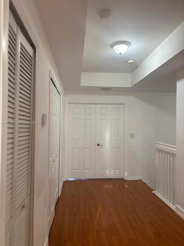 8525 SW 165th Pl 8525, Miami, FL 33193