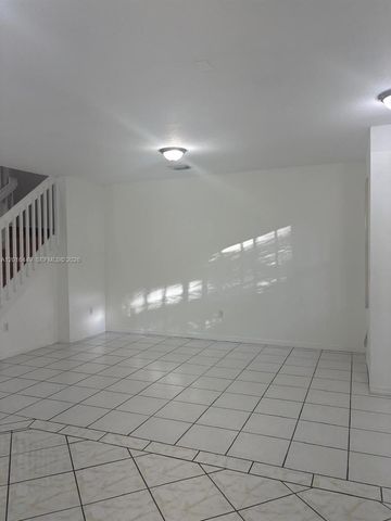 8525 SW 165th Pl 8525, Miami, FL 33193
