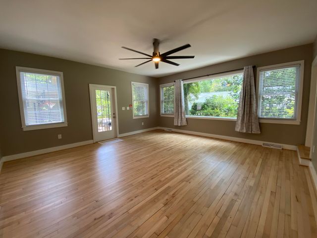 116 W 5th South Street B, Summerville, SC 29483