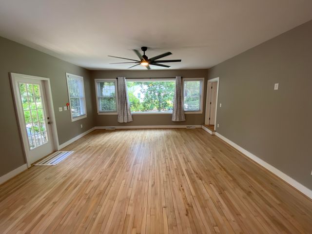 116 W 5th South Street B, Summerville, SC 29483