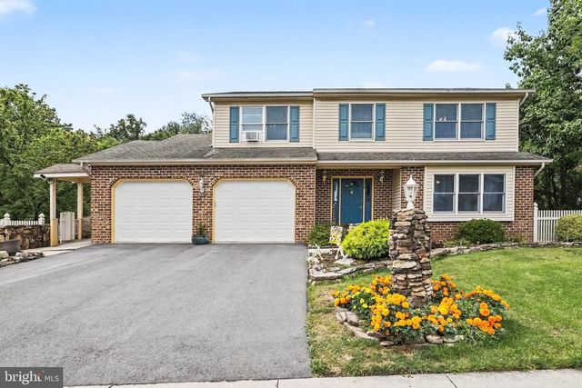 336 BRAEBURN DR, Etters, PA 17319