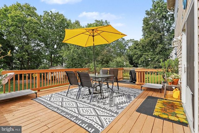 336 BRAEBURN DR, Etters, PA 17319