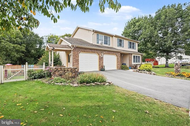 336 BRAEBURN DR, Etters, PA 17319
