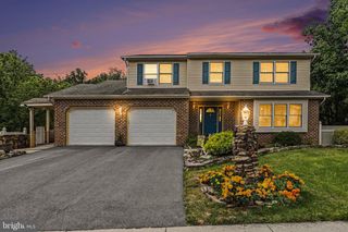336 BRAEBURN DR, Etters, PA 17319