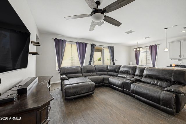 735 W NOVA Place, Casa Grande, AZ 85122