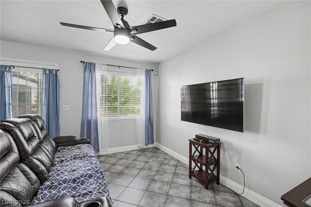 5330 East Charleston Boulevard 45, Las Vegas, NV 89142
