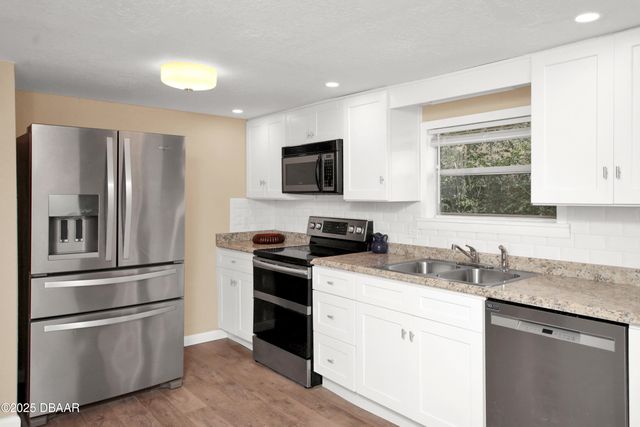 847 Jasmine Avenue, Holly Hill, FL 32117