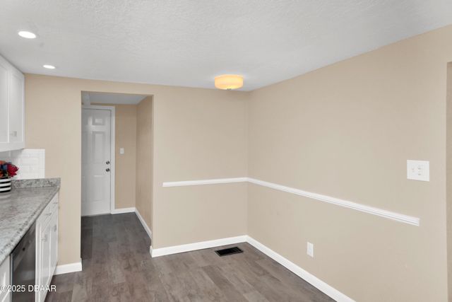 847 Jasmine Avenue, Holly Hill, FL 32117