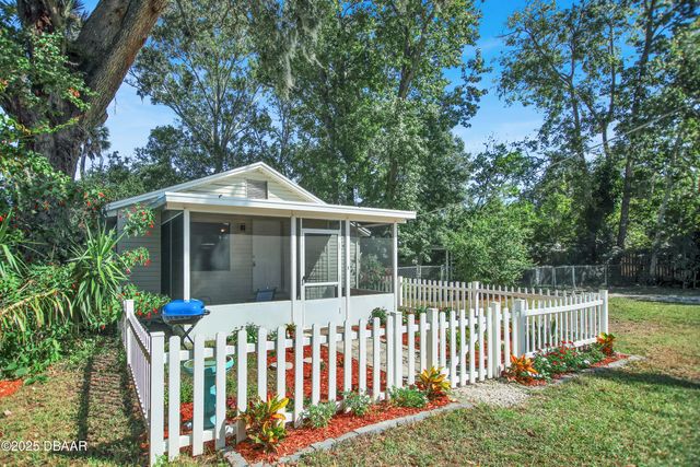 847 Jasmine Avenue, Holly Hill, FL 32117