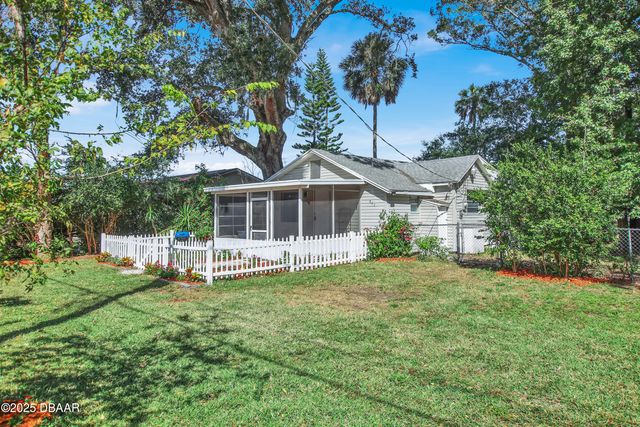 847 Jasmine Avenue, Holly Hill, FL 32117