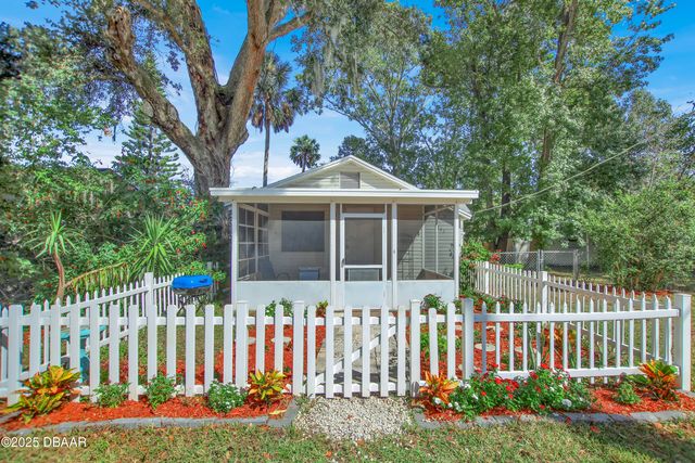 847 Jasmine Avenue, Holly Hill, FL 32117