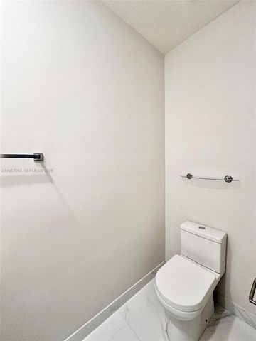 10420 NW 67th St 10420, Doral, FL 33178