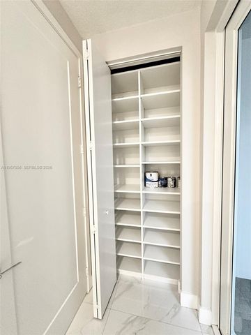 10420 NW 67th St 10420, Doral, FL 33178