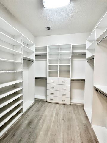 10420 NW 67th St 10420, Doral, FL 33178