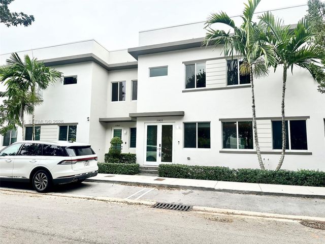 10420 NW 67th St 10420, Doral, FL 33178