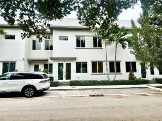 10420 NW 67th St 10420, Doral, FL 33178