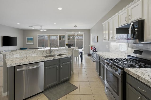 78775 Stansbury Court, Palm Desert, CA 92211