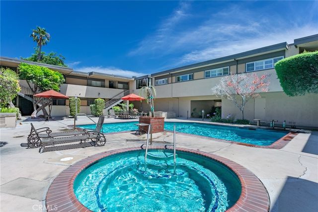 530 Fairview 14, Arcadia, CA 91007