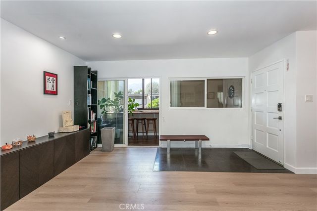 530 Fairview 14, Arcadia, CA 91007