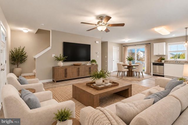105 HARPER LN, Fredericksburg, VA 22405
