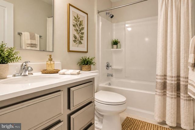 105 HARPER LN, Fredericksburg, VA 22405