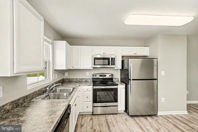 105 HARPER LN, Fredericksburg, VA 22405