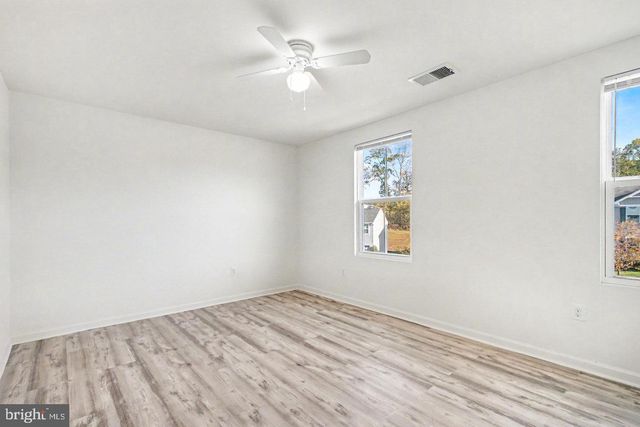 105 HARPER LN, Fredericksburg, VA 22405