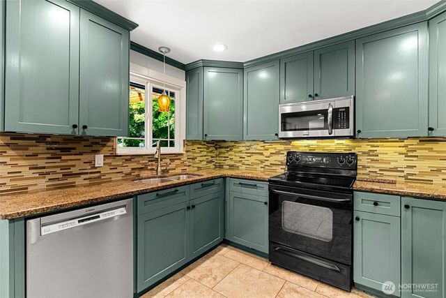 3127 78th Avenue SE, Olympia, WA 98501