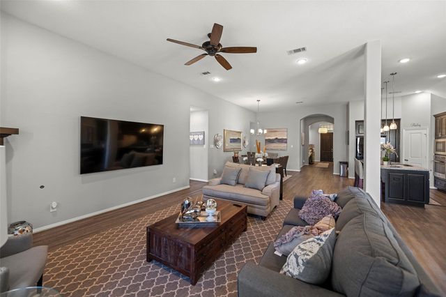 710 Suncatcher Circle, Richmond, TX 77406