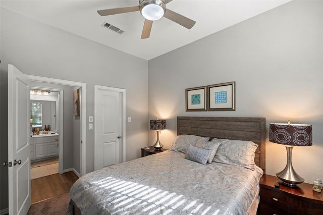 710 Suncatcher Circle, Richmond, TX 77406