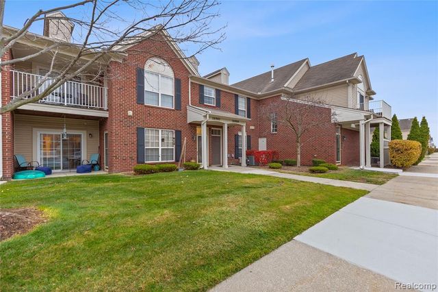 26985 Carrington Place, Harrison Twp, MI 48045