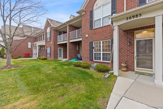 26985 Carrington Place, Harrison Twp, MI 48045