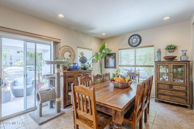 1311 W Calle Libro Del Retrato, Sahuarita, AZ 85629