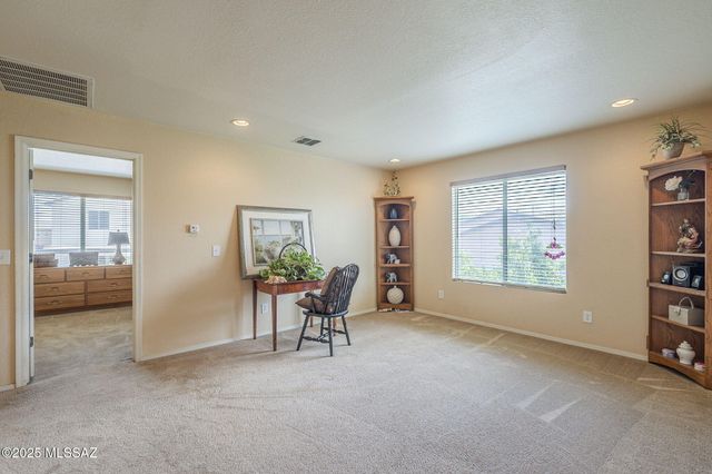 1311 W Calle Libro Del Retrato, Sahuarita, AZ 85629