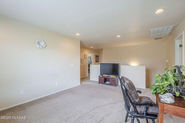 1311 W Calle Libro Del Retrato, Sahuarita, AZ 85629