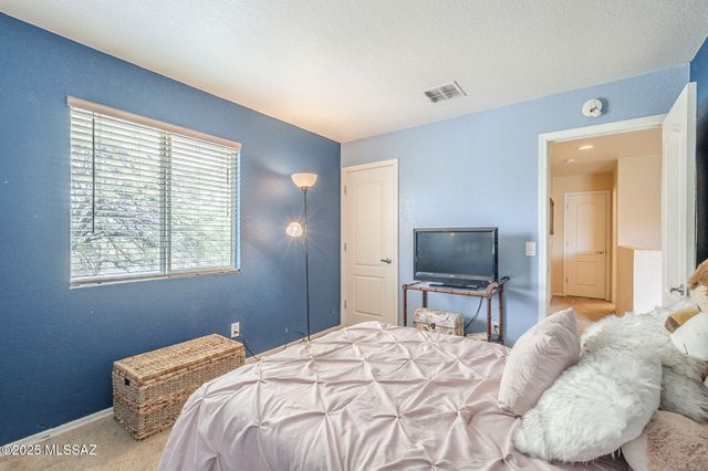 1311 W Calle Libro Del Retrato, Sahuarita, AZ 85629